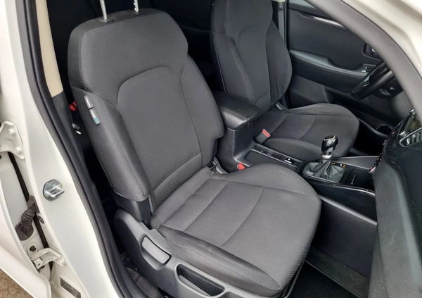 Kia Carens cena 38900 przebieg: 120000, rok produkcji 2013 z Słomniki małe 781